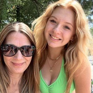 Meet your Posher, Tanya